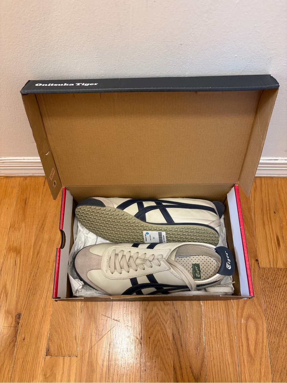 NEW Onitsuka Tiger Beige and Blue Retro Sneakers